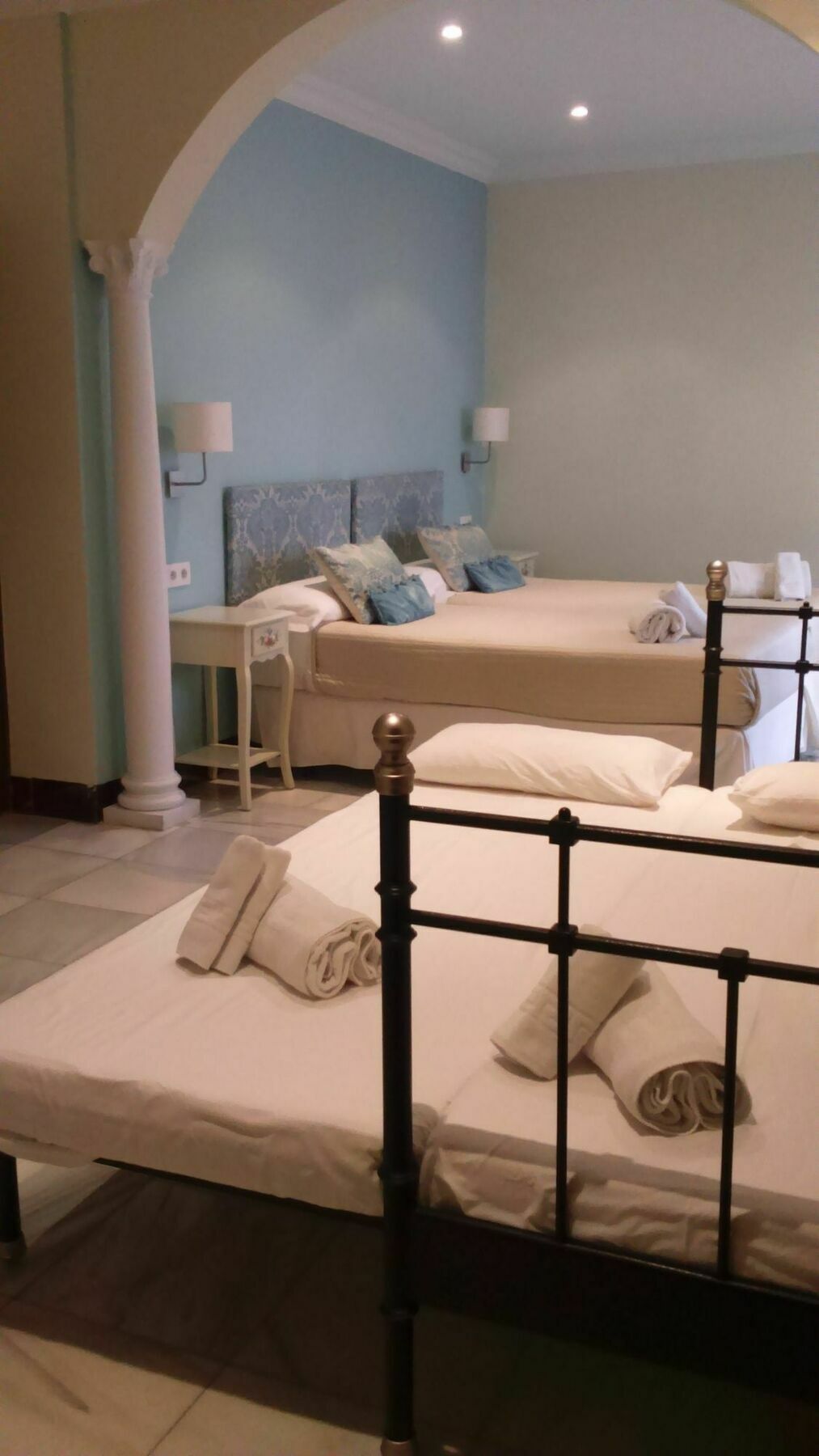 Hotel La Via Mezquita à Séville Extérieur photo